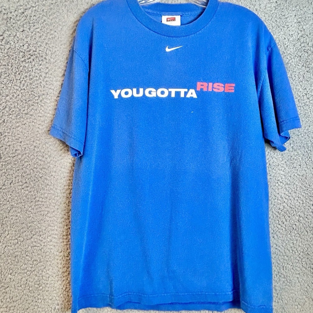 Vintage Nike Bulldogs NCAA "You Gotta Rise" T-Shirt Mens Medium Center Swoosh